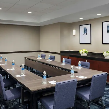 Courtyard By Marriott Manhattan Upper East Side Hotel New York