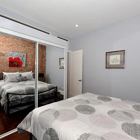 Three-bedroom West 25th Street New York