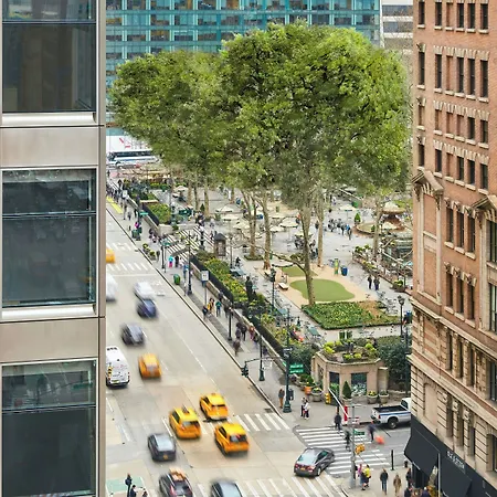 Hotel By Marriott Manhattan/times Square 4*