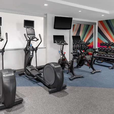 Hilton Garden Queens Jfk Hotel 3*