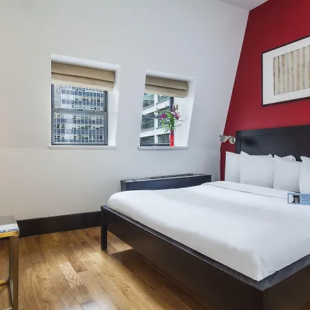 Eurostars Street Hotel