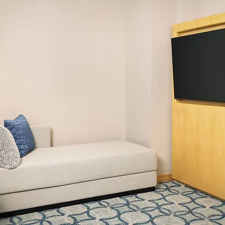 Millennium Premier Times Square Hotel 4*
