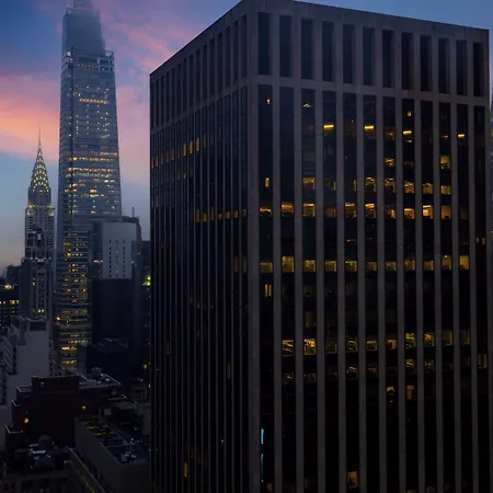 Hotel Millennium Premier Times Square 4*