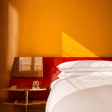 Sixty Soho 4*