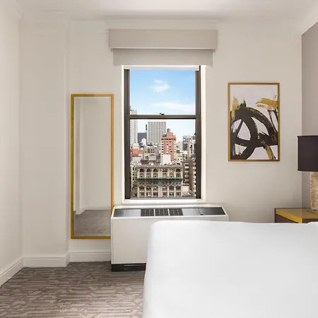 Hotel Martinique On Broadway, Curio Collection By Hilton New York