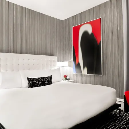 Hotel Moderne 4*