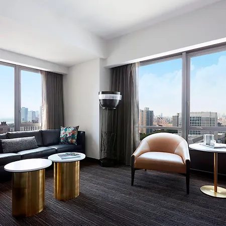 Hotel Marriott At The Brooklyn Bridge