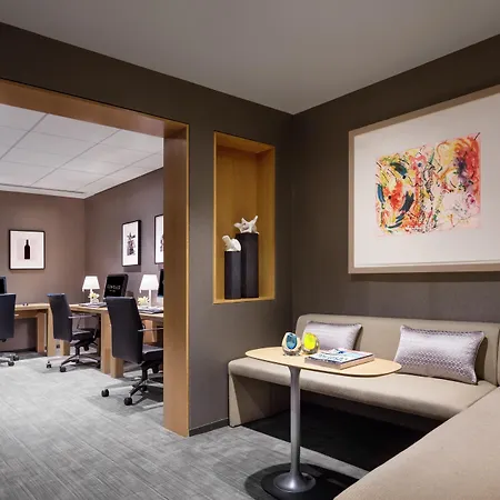 Conrad Downtown Hotel 5*