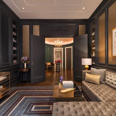 Hotel The Plaza, A Fairmont