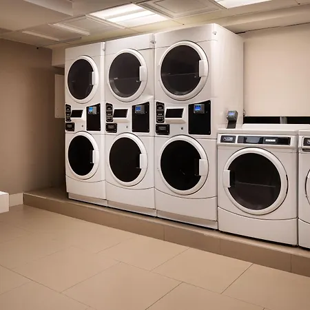 By Marriott Manhattan/ Midtown Eastside Hotel 4*