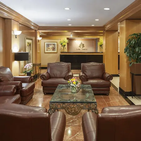 The Manhattan Club 4*