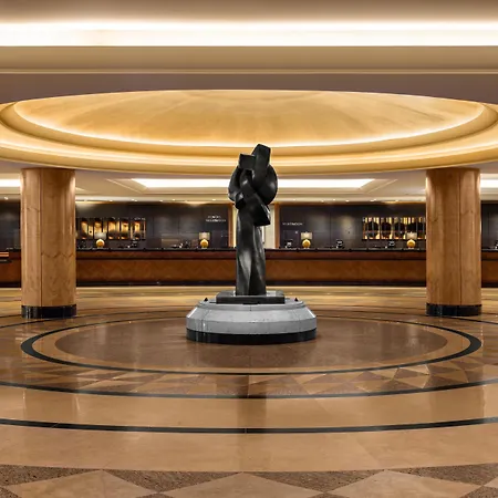 Hilton Midtown 4*