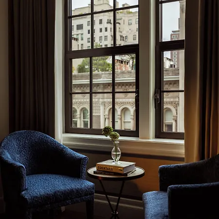 The Surrey, A Corinthia 5*