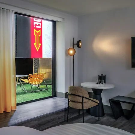 Renaissance Times Square By Marriott