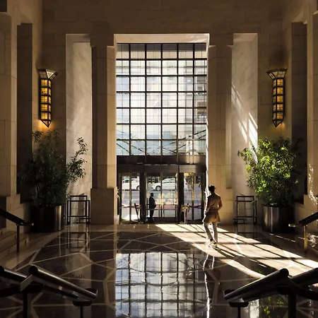 Four Seasons 5*