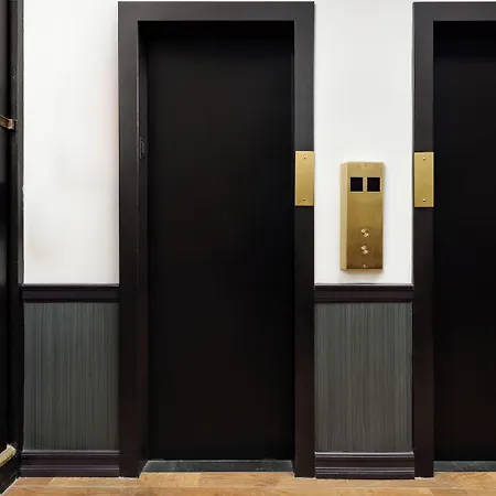 The Gregorian Hotel 4*