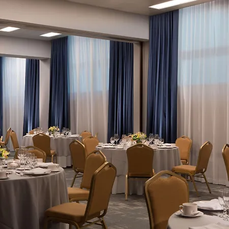 Hotel Millennium Hilton One Un Plaza 4*