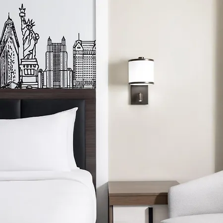 Hotel Crowne Plaza Manhattan Times Square By Ihg 4*