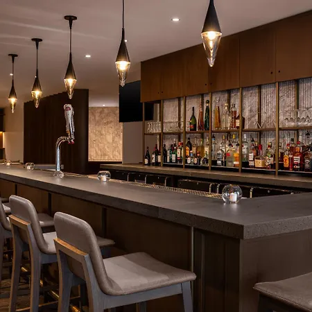 Hotel Doubletree By Hilton Jfk Airport New York