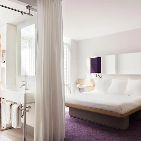 Yotel Times Square 4*