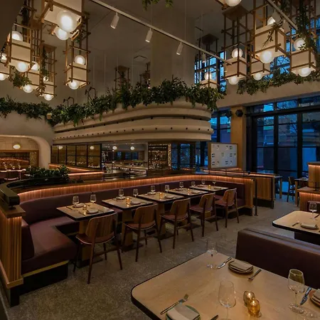 Hotel Moxy Brooklyn Williamsburg 3*