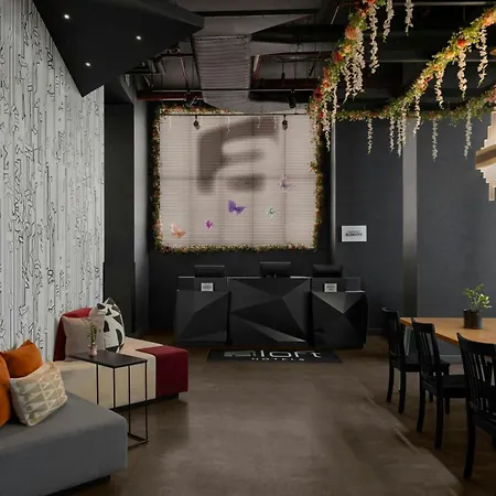 Aloft By Marriott Chelsea Hotel New York