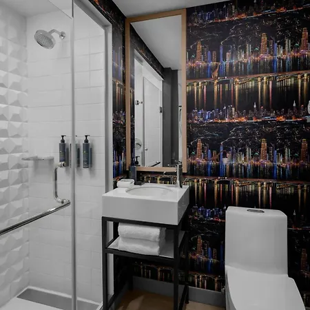 Aloft By Marriott Chelsea Hotel