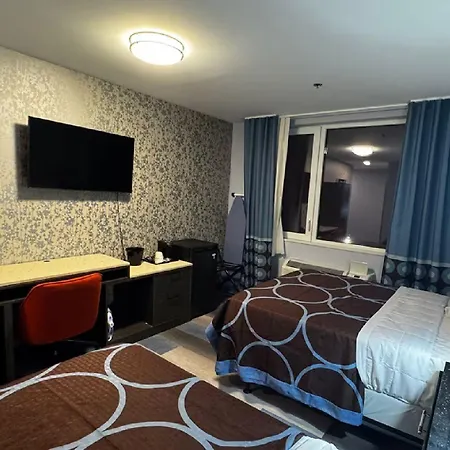 Super 8 By Wyndham Brooklyn Fulton Street Broadway Junction New York