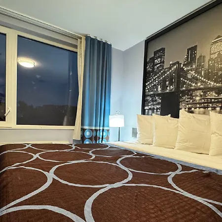 Super 8 By Wyndham Brooklyn Fulton Street Broadway Junction 2* New York