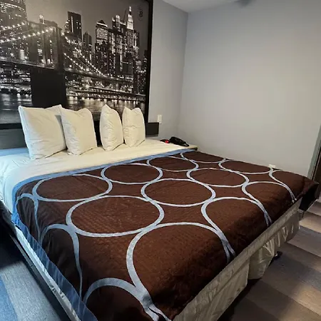 Super 8 By Wyndham Brooklyn Fulton Street Broadway Junction
