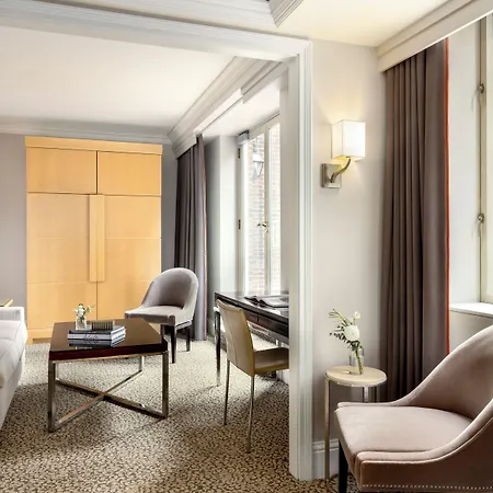 Hotel Omni Berkshire Place