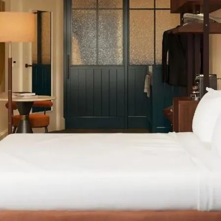 45 Times Square Hotel