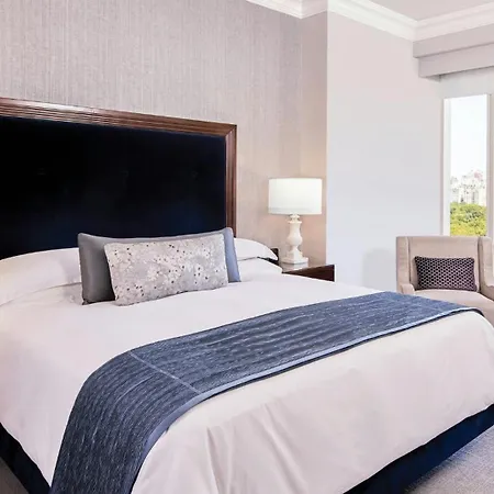 Trump International Hotel 5*