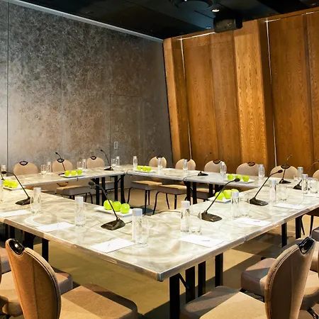 Dream Downtown, By Hyatt 4*