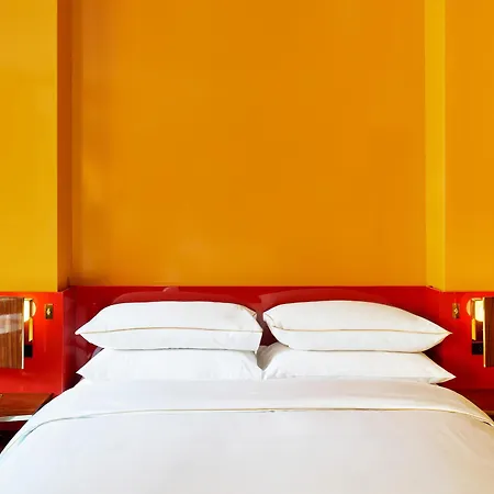 Sixty Soho 4*