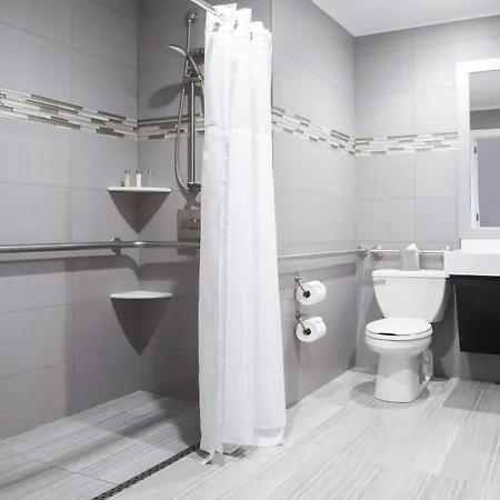 Martinique On Broadway, Curio Collection By Hilton Hotel