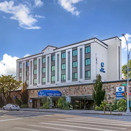Hotel Western Queens Gold Coast 3*