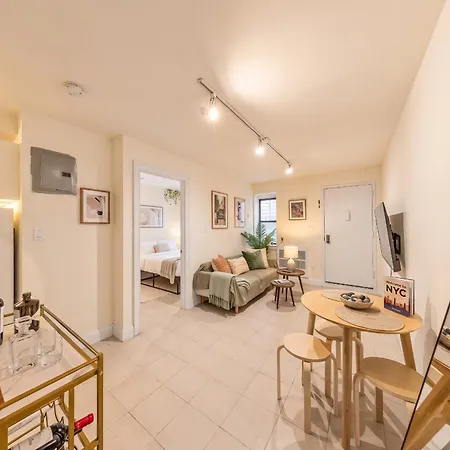 Chic One Bedroom Retreat In Downtown Manhattan New York