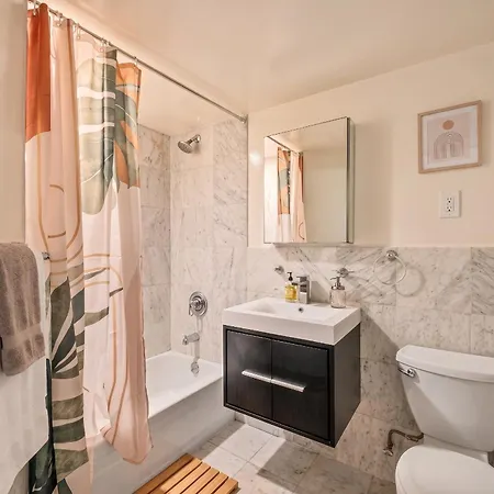 Apartment Chic One Bedroom Retreat In Downtown Manhattan New York
