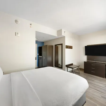 Hotel Express Long Island E - By Ihg