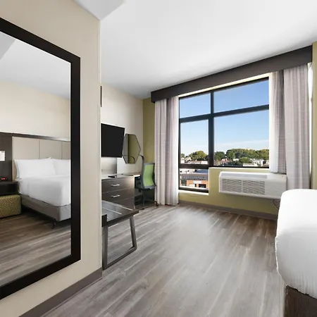 Hotel Express Long Island E - By Ihg New York