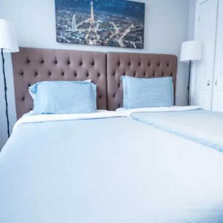 2br Near Mount Sinai & Metropolitan Hospitals * New York