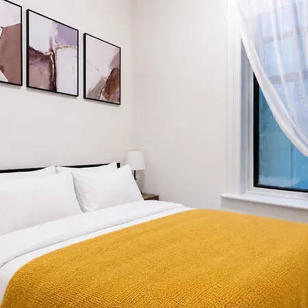 Apartment Aura Style 3bd At Times Square Manhattan
