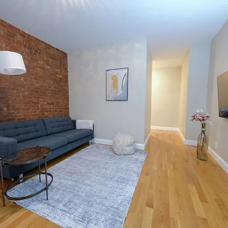 Sunny 4br/2ba Retreat In Morningside Heights, Nyc