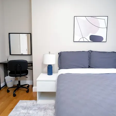 Holiday home Sunny 4br/2ba Retreat In Morningside Heights, Nyc New York