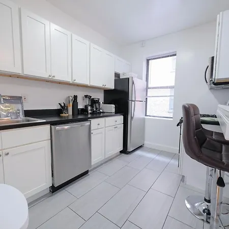 Sunny 4br/2ba Retreat In Morningside Heights, Nyc * New York