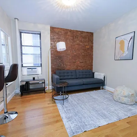 Holiday home Sunny 4br/2ba Retreat In Morningside Heights, Nyc New York