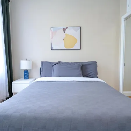 Sunny 4br/2ba Retreat In Morningside Heights, Nyc New York