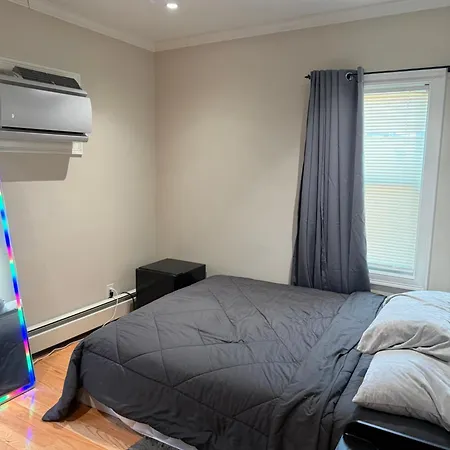 Apartment Jfk Private Room With Host Present New York