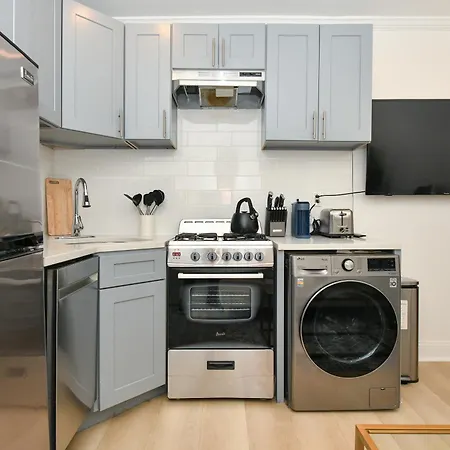 Cozy 1br In Manhattan W Private Terrace *